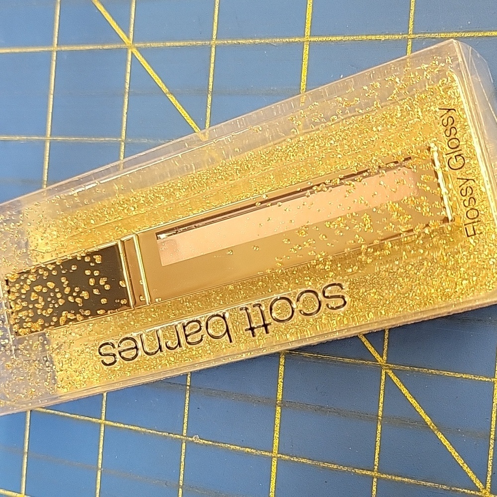 Scott Barnes Lip Flossy Glossy Liquid Matte Lip Color Cristal 04A New in Box